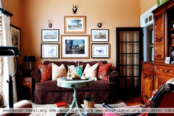 Nichol's Home - traditional - living room - atlanta