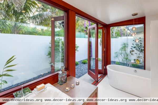 Butterfly Beach Villa - modern - bathroom - santa barbara