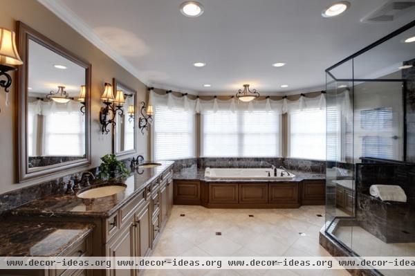 N. Barrington Master Bath - traditional - bathroom - chicago