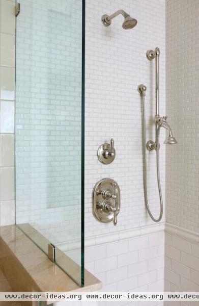 Traditional Master Bathroom - traditional - bathroom - chicago