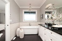 Royal Ocean View - contemporary - bathroom - vancouver