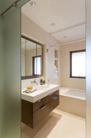 Modern Scientist Residence - modern - bathroom - miami