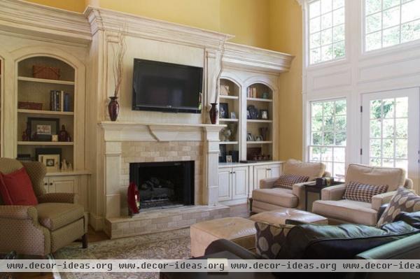 Mary Trantow - traditional - family room - atlanta