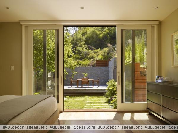 Cole Valley Hillside - modern - bedroom - san francisco