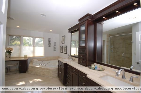 Master Bath - traditional - bathroom - chicago