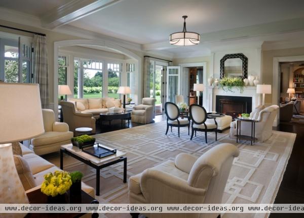 Southampton Residence - traditional - living room - new york