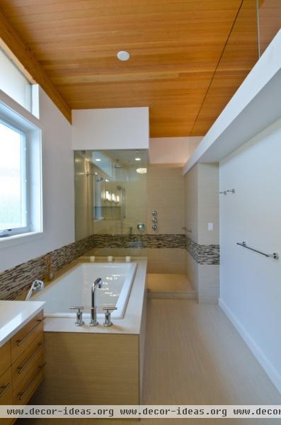 Queen Anne Residence - contemporary - bathroom - seattle