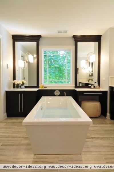 Spacious Serene Spa - modern - bathroom - chicago