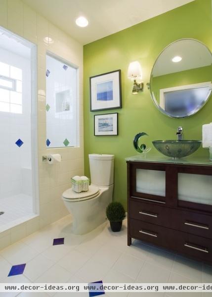 Clean lines, bold color - contemporary - bathroom - milwaukee