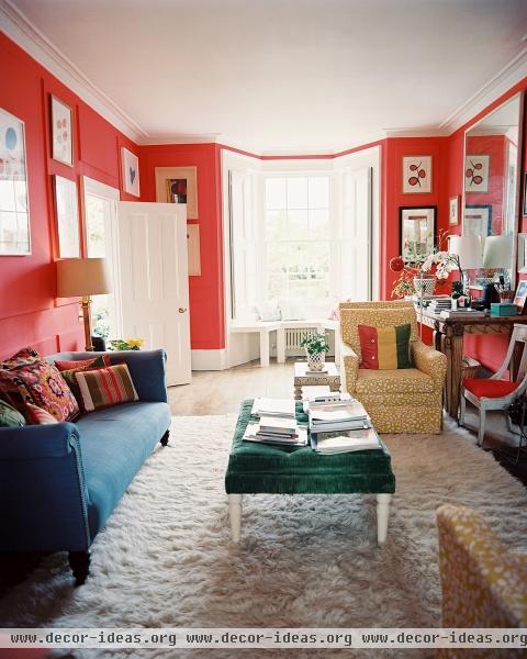 Country Traditional Living Room