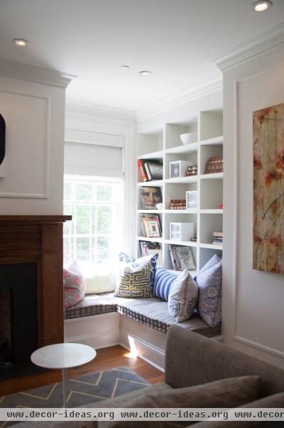 Traditional Living Room