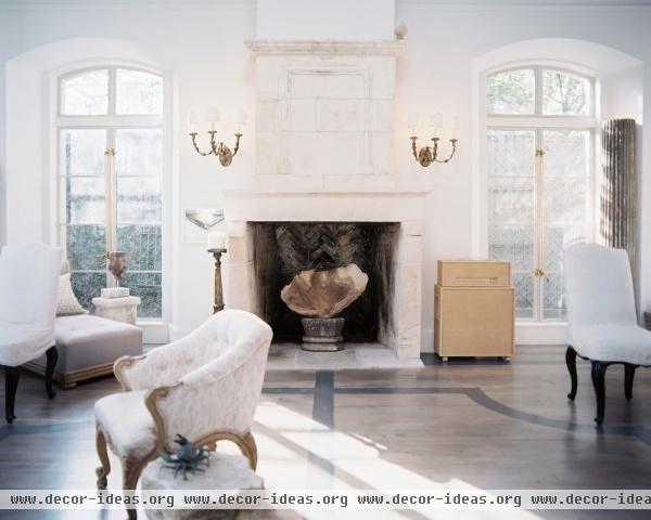 French Traditional Vintage Living Room