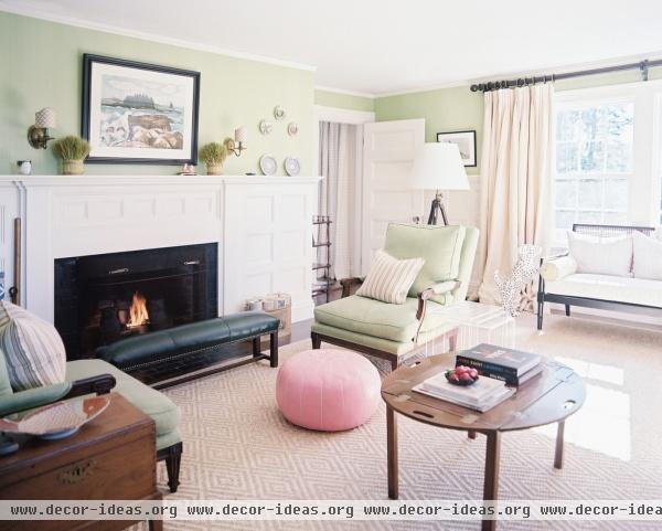 Beach Traditional Living Room