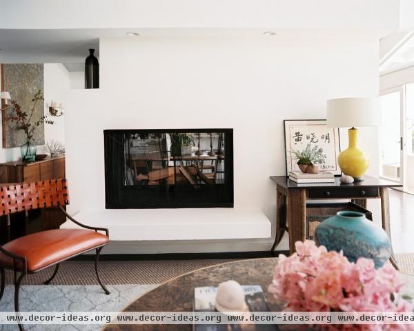 Traditional Vintage Living Room