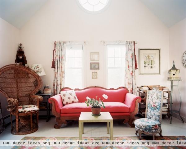 Traditional Vintage Living Room