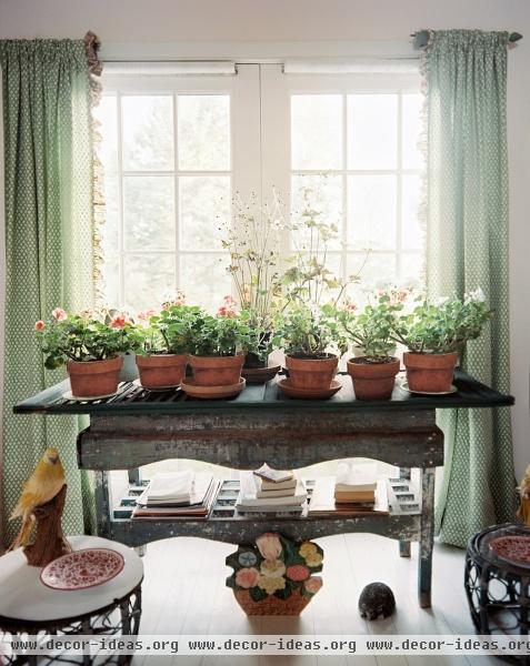 Country Vintage Living Room