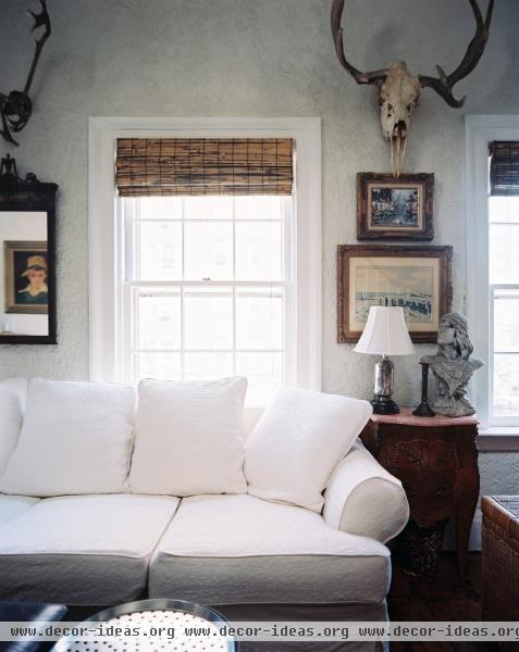 Rustic Traditional Living Room