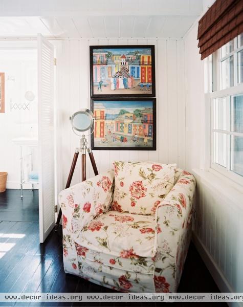 Beach Colonial Living Room