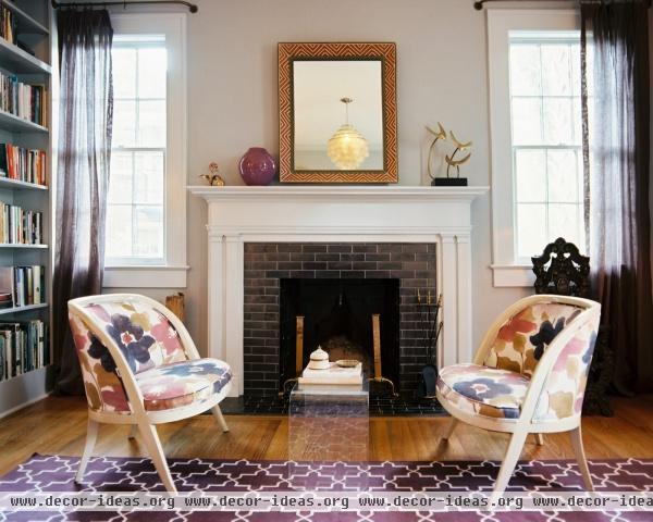 Traditional Living Room