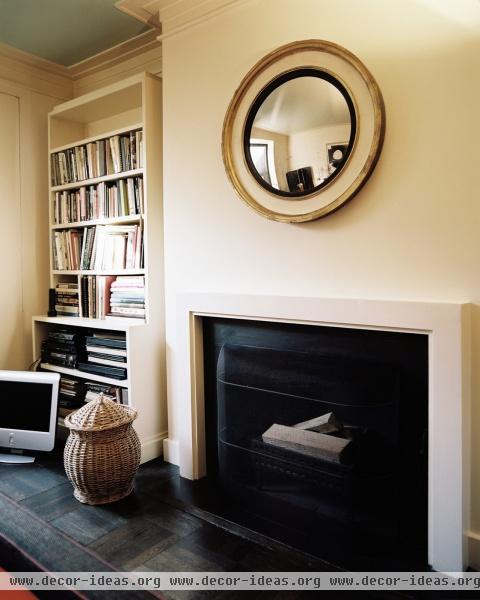 Traditional Living Room