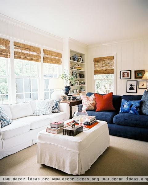 Traditional Living Room