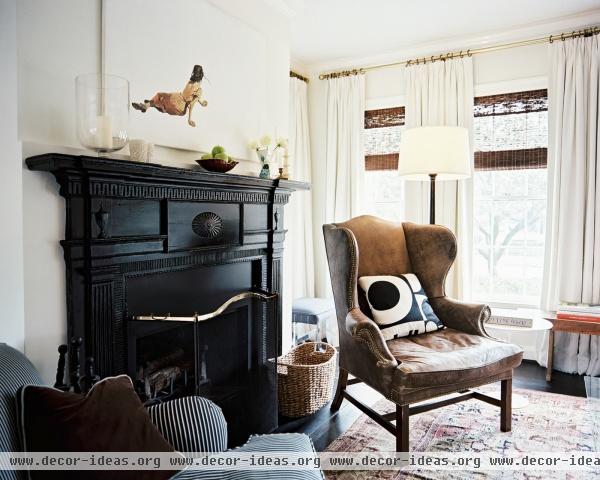 Traditional Living Room