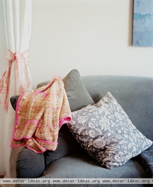 Traditional Living Room