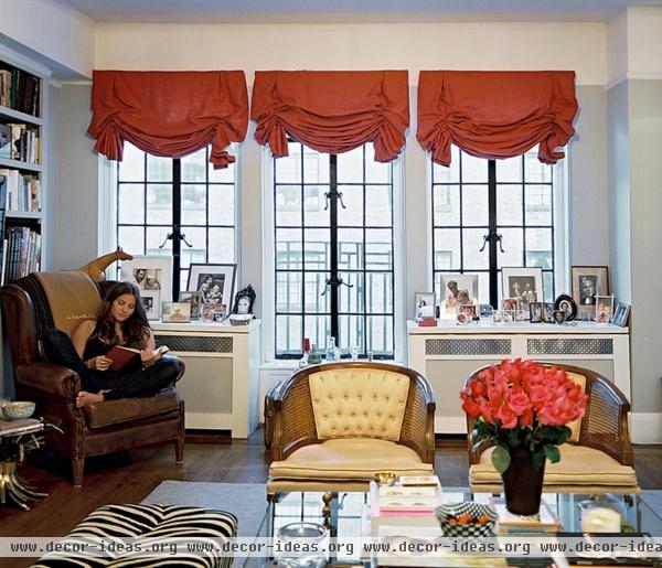 Traditional Vintage Living Room