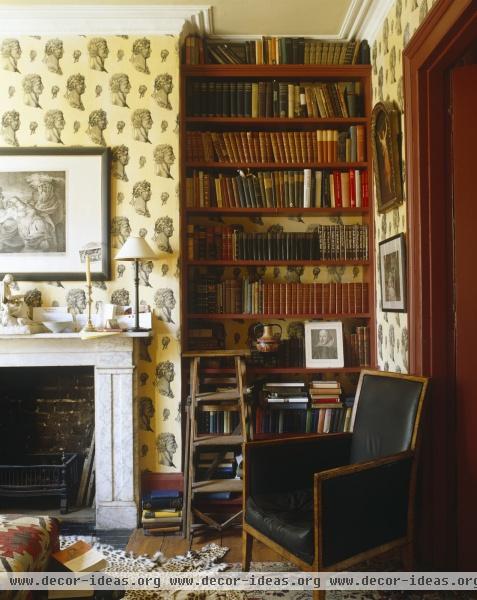 Traditional Living Room