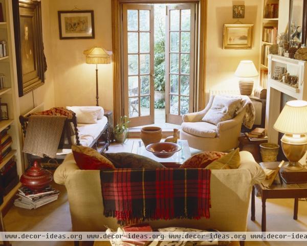 Traditional Living Room