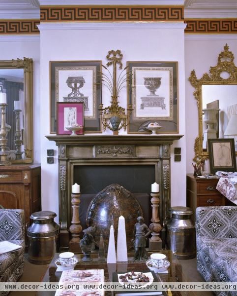 Traditional Living Room