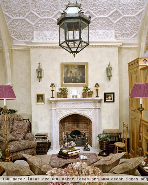 Traditional Living Room