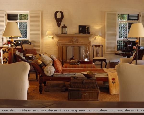 Traditional Living Room