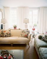 French Vintage Living Room