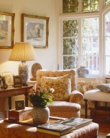 Traditional Living Room