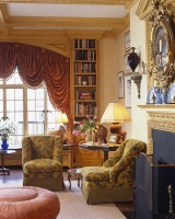 Traditional Living Room