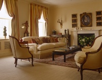 Traditional Living Room