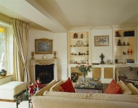 Traditional Living Room