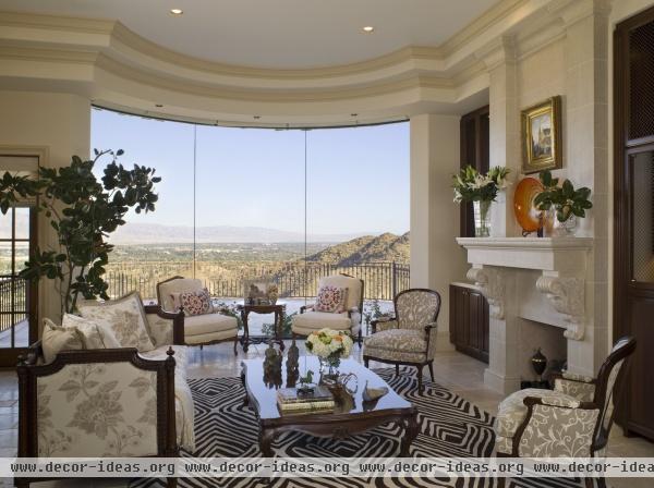 Traditional Living Room