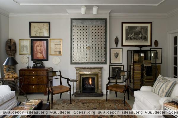 Traditional Living Room