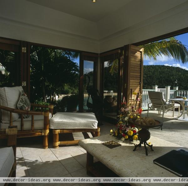 Tropical Living Room