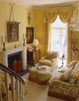 Traditional Living Room