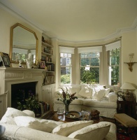 Traditional Living Room