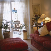 Traditional Living Room