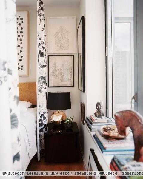 Eclectic Midcentury Bedroom