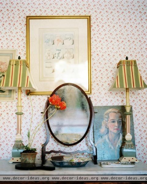 Traditional Vintage Bedroom