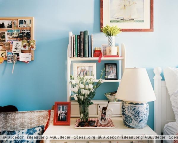 Traditional Vintage Bedroom