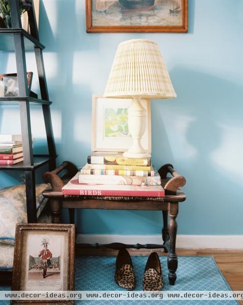 Traditional Vintage Bedroom