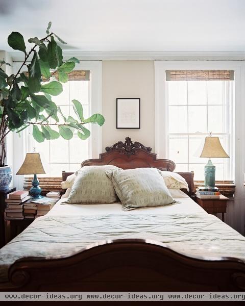 Traditional Bedroom