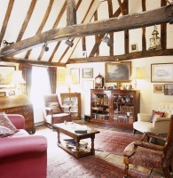 Traditional Living Room